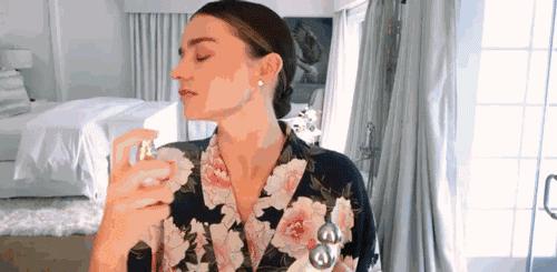 娣辨墥鏄庢槦鍚屾鍥借揣,娣辨墥閿﹂菠濂虫槦