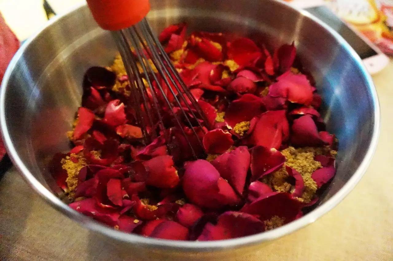 自制柠檬玫瑰酱,自制玫瑰花酱能做什么