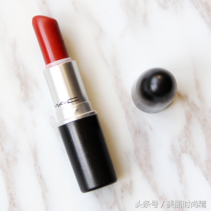 秋冬可以当口红打底的好用唇膏,秋冬必入眼影唇膏