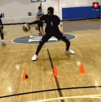 nba2k20艾弗森crossover过人,nba2k22艾弗森crossover教学