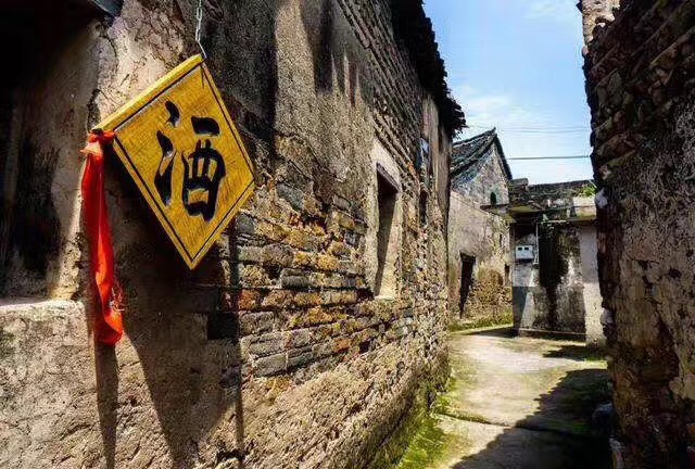 你想成为酒桌上的一流白酒专家吗？赶快记下这14个白酒小知识吧