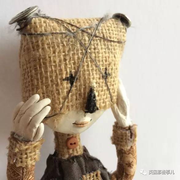 12岁，他用两年时间，做出这一整系列暗黑娃娃，有点厉害啊！