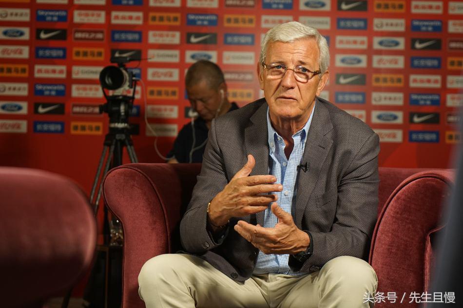 弗格森当初邀请瓜迪奥拉执教曼联,弗格森里皮