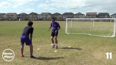 足球高远球技术练习,足球半高球训练方法视频