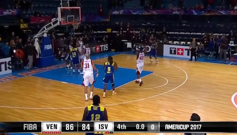 美洲杯科比逆天拉杆,美洲杯科比队内对抗