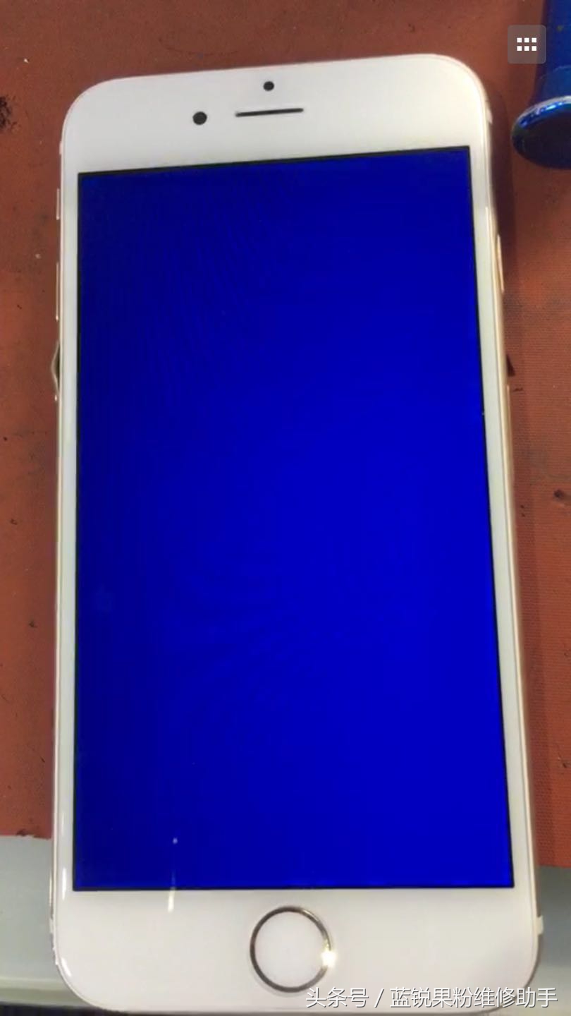 iphone手机蓝屏开不了机怎么办,iphone手机蓝屏