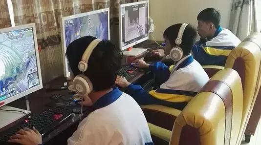 下雨成都周边好玩的地方,成都市下雨哪里室内好耍的