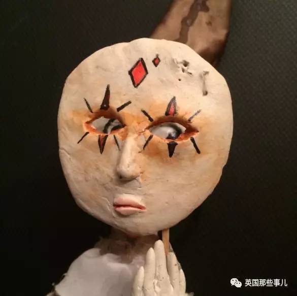 12岁，他用两年时间，做出这一整系列暗黑娃娃，有点厉害啊！