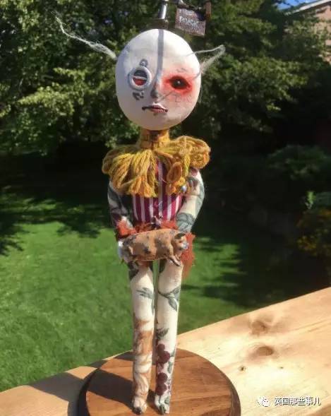 12岁，他用两年时间，做出这一整系列暗黑娃娃，有点厉害啊！