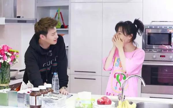 吴昕有多大的能量,从快本小透明到魅力女王