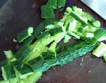 凉拌拍黄瓜最好吃的做法,好吃又简单的凉拌黄瓜