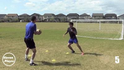 足球高远球技术练习,足球半高球训练方法视频