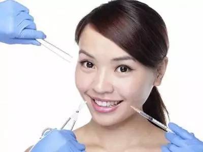 鼻唇沟打玻尿酸有点鼓,什么原因导致鼻唇沟加深