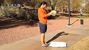 怎么像c罗一样踢出又准又快的球,如何踢出c罗的电梯球