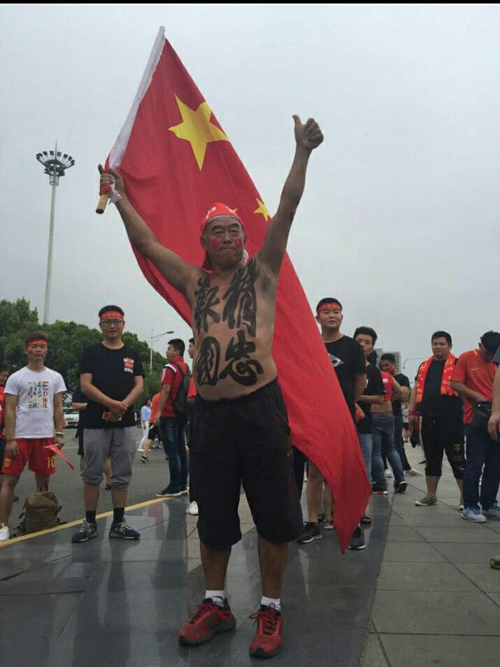 今天，20周年，多少球迷还记得当年球场上风华绝伦的英伦玫瑰？