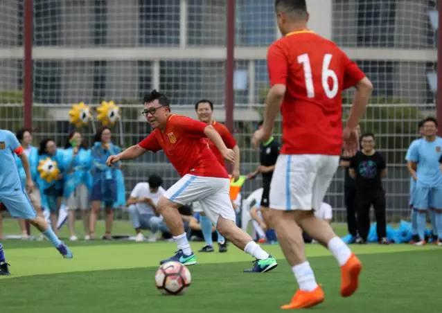 足坛巨星遇到明星,足坛名嘴有哪些