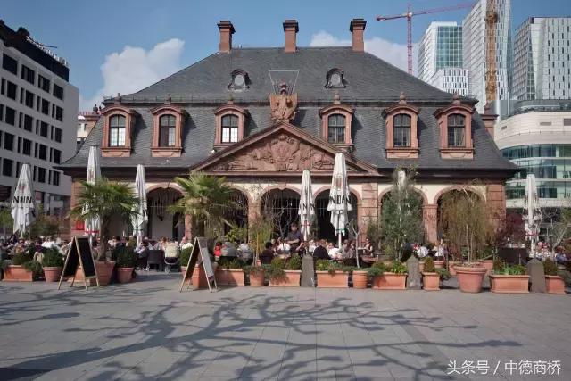 德国法兰克福机场购物攻略,德国法兰克福有几个机场