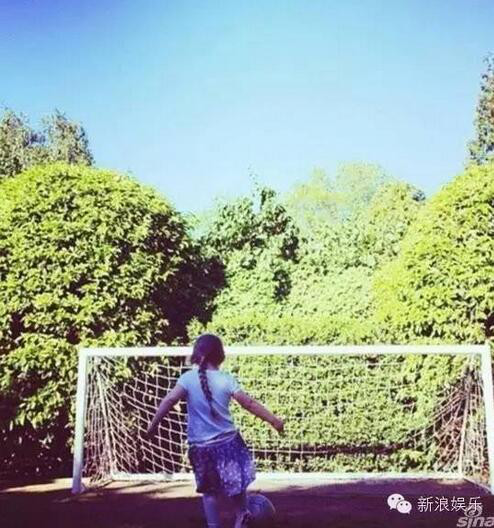 贝克汉姆小七三岁,贝克汉姆小七7岁