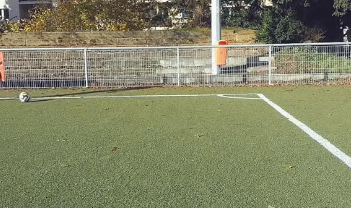 梅西过人技巧教学,梅西穿裆过人技巧