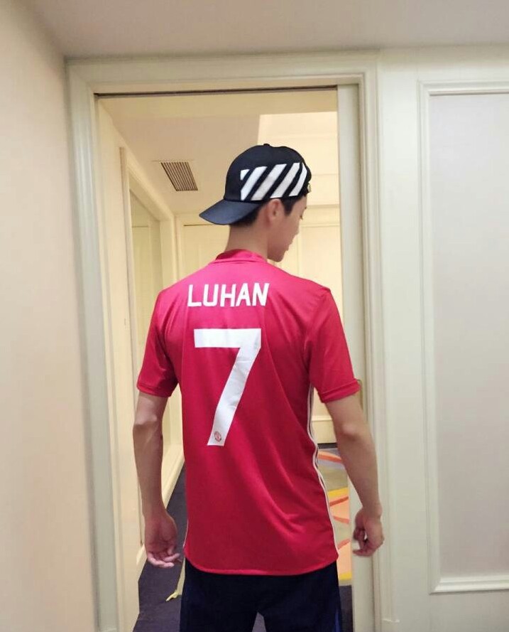 他们都是追星界的赢家！周杰伦赞小凯唱歌好听，鹿晗获C罗点赞