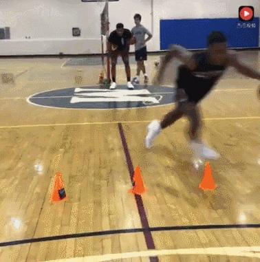 nba2k20艾弗森crossover过人,nba2k22艾弗森crossover教学