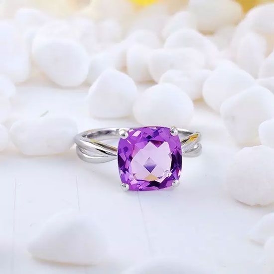 低调奢华有内涵的珠宝最适合,逛了一圈选到自己喜欢的东西了