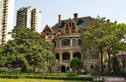 「上海」我们斗胆给上海10大网红马路排了个名！第一名竟不是武