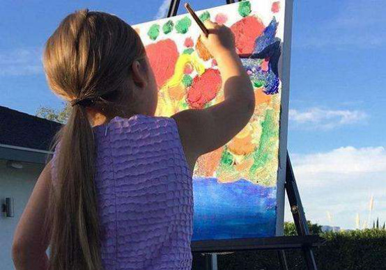 贝克汉姆小七三岁,贝克汉姆小七7岁