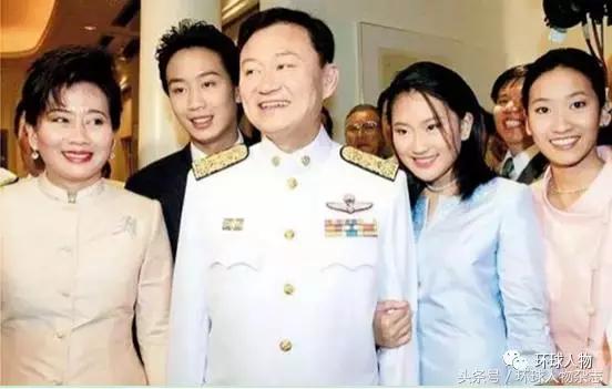 英拉兄妹现身图片,英拉兄妹的新年祝福