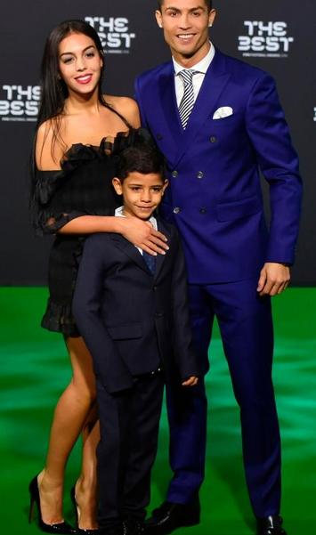 曼联7号c罗贝克汉姆照片,c罗曼联7号传奇人物