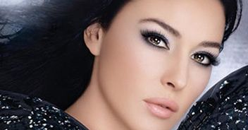 彩妆入门全套图片,彩妆测评睫毛膏推荐