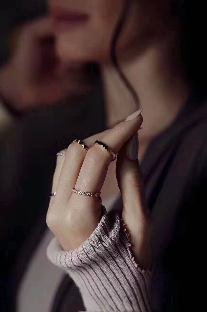 为什么五千年来，古今中外都如此热衷“吊坠”？现在明白了！