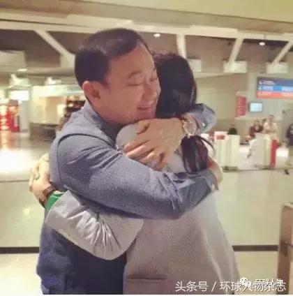 英拉兄妹现身图片,英拉兄妹的新年祝福