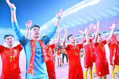 第一次看国足泰国,第一次看国足比赛