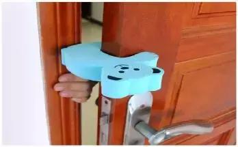 宝宝手指夹伤怎么处理,宝宝手指压伤肿痛怎么处理