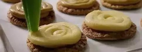 如果你只知道翠华和许留山，那你就太不了解香港美食了