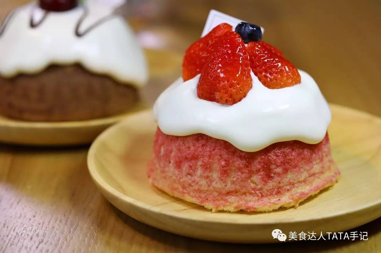 日本抹茶铜锣雪糕,特别好吃的抹茶小蛋糕