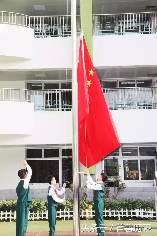 “特殊动车组”开进校园，历下区6万余学子喜迎开学！看到这些照片你心情会变好