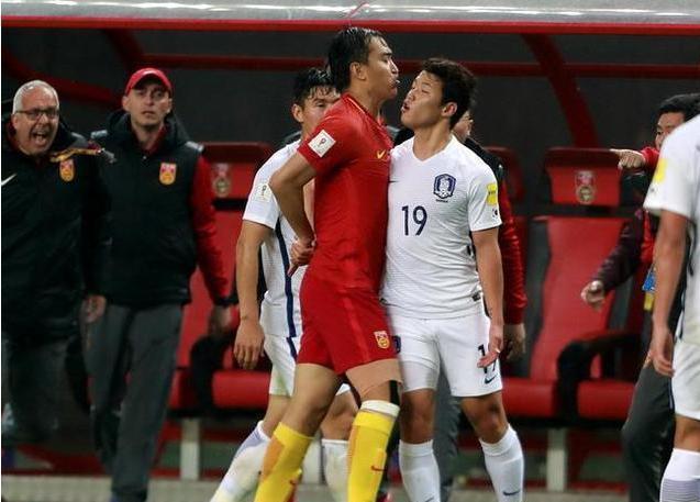 里皮怒怼裁判,里皮解决国足的三大问题