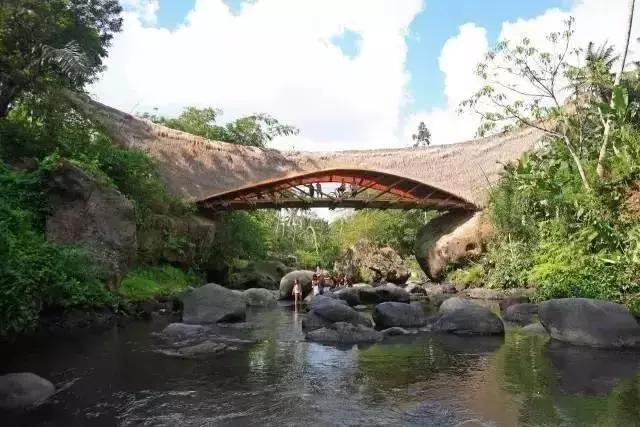 你的学校有操场吗,你还记得你的学校吗