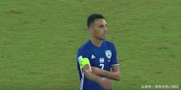 中超又躺枪！两外援怒怼球迷被指耍大牌：滚回低水平联赛赚钱吧！