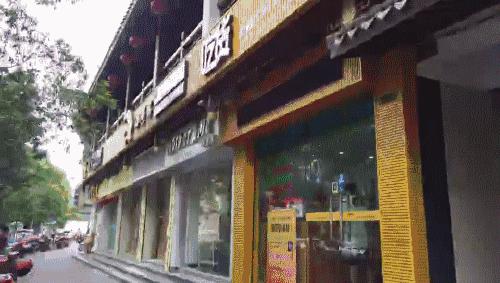 终于不用排队！鼓楼藏着一家50㎡小店全世界网红都有，近1000种