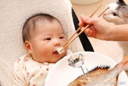 宝宝肚子胀气妈妈可以吃什么药,育儿知识宝宝肚子胀气怎么办