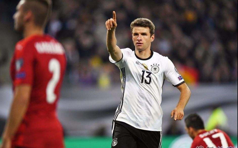 德国战车横扫一切,德国战车呼啸而过