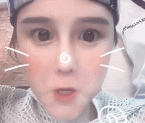 宋小宝带赵本山女儿出席活动,赵本山的女儿赵一涵和宋小宝