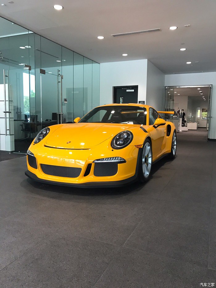 保时捷911gt3跑赛道,保时捷911GT3赛道