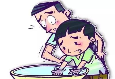 孩子烫伤的紧急处理四大步骤,孩子烫伤后最佳治疗时间只有120秒