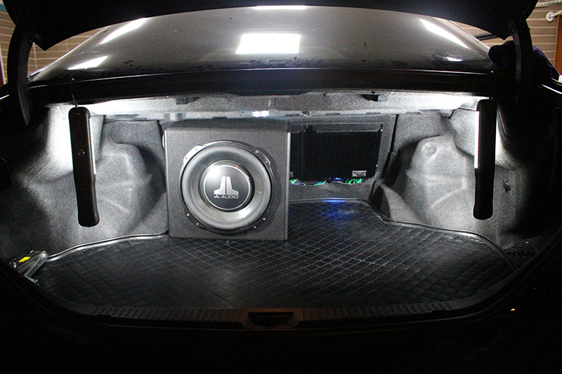 皇冠陆放尊贵版音响调节最佳效果,14代皇冠改装音响不加功放可以吗