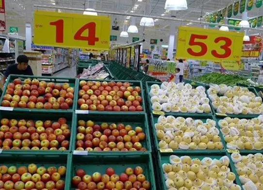 100万人民币去泰国能过什么样生活 (100元人民币在泰国能换多少钱)