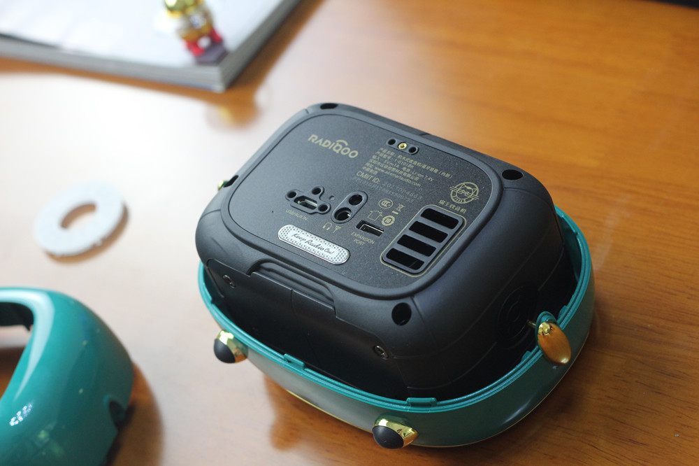 猫王收音机mw2与mw2a区别是什么,猫王最高端收音机